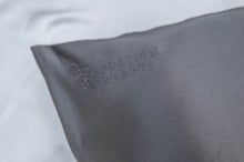 Load image into Gallery viewer, 100% SILK PILLOWCASE - CHARCOAL

